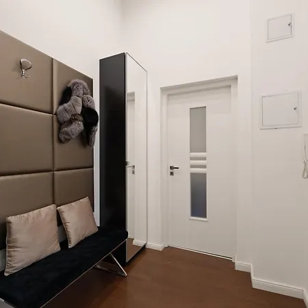 Designer Loft By Opera House, Cozy Artsy Hideout Apartman *