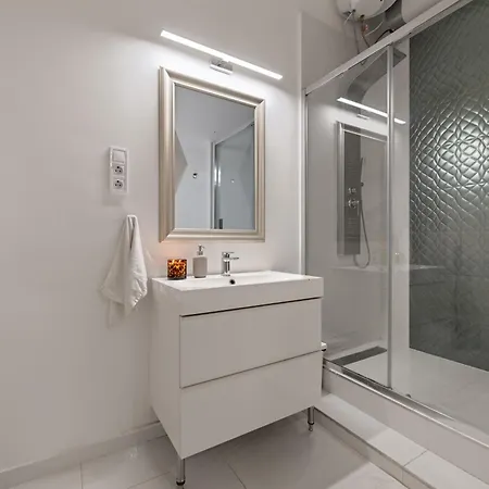 Designer Loft By Opera House, Cozy Artsy Hideout Apartman *